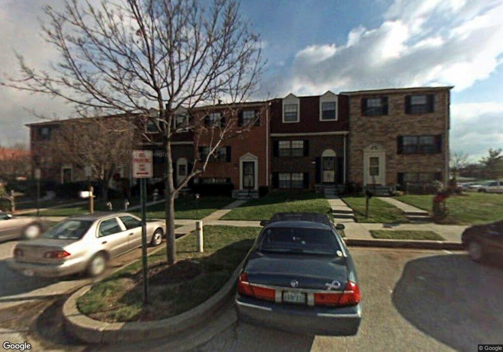 4709 Grand Bend Dr, Catonsville, MD 21228 - photo 1