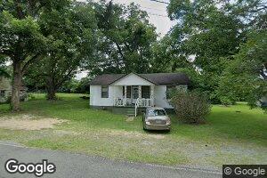 823 Beacham Ave, Unadilla, GA 31091