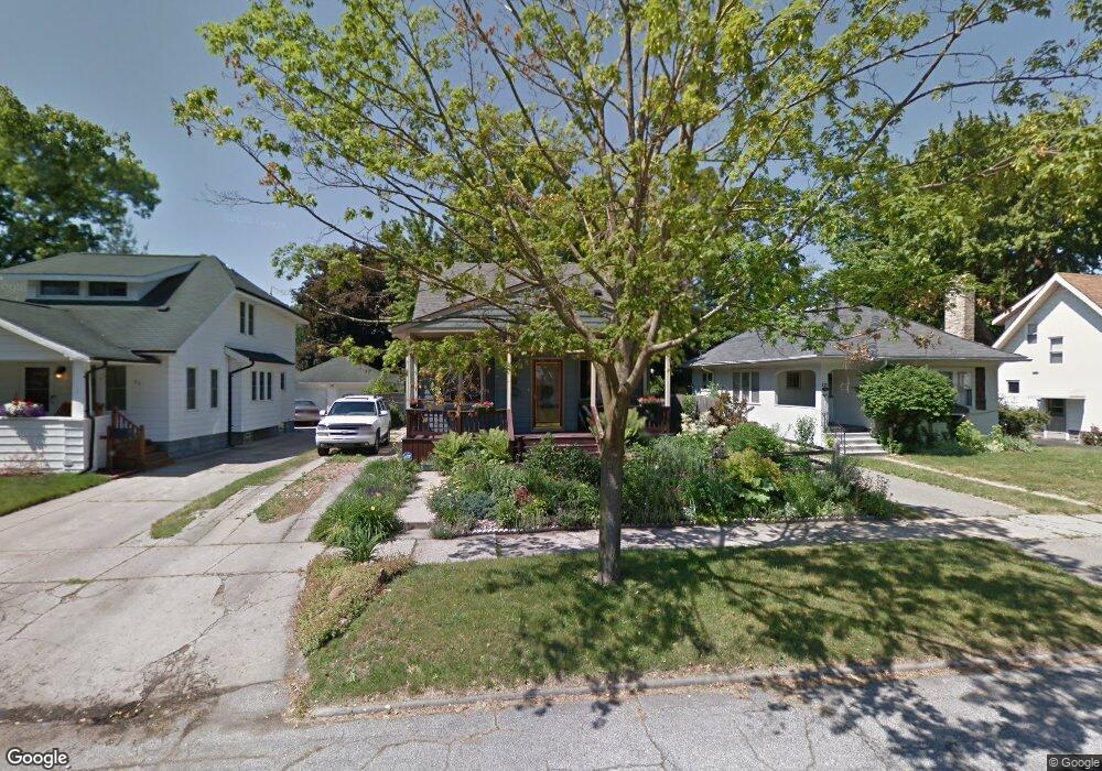 825 Frank St, Flint, MI 48504 - photo 1