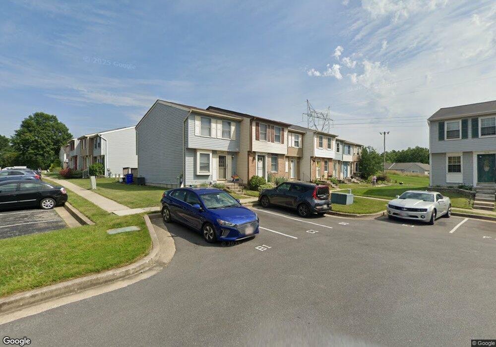 5944 Rowanberry Dr, Elkridge, MD 21075 - photo 1