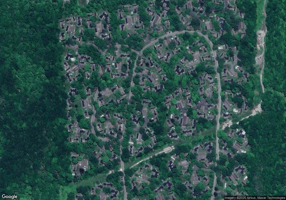 875 Heritage Village unit 875-B, Southbury, CT 06488 - photo 1