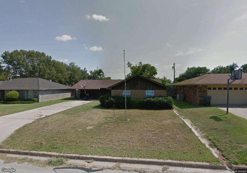 122 Allen Dr, Ardmore, OK 73401 - photo 1