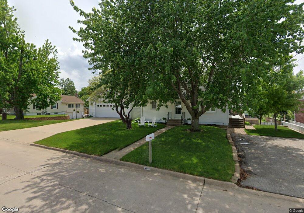 207 29th Ave SW, Cedar Rapids, IA 52404 - photo 1