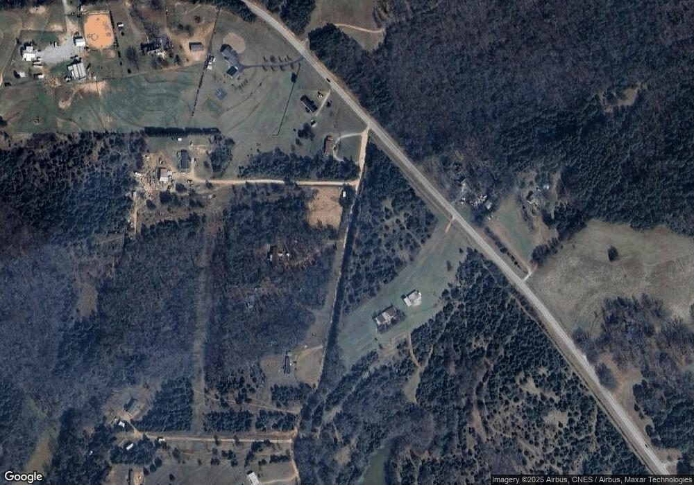 0 Edgewater Ln unit 3261640, Hartwell, GA 30643 - photo 1