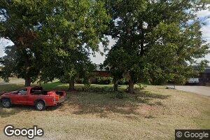 636 N 6th St, Mountain View, OK 73062