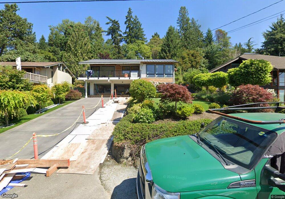 4680 81st Ave SE, Mercer Island, WA 98040 - photo 1