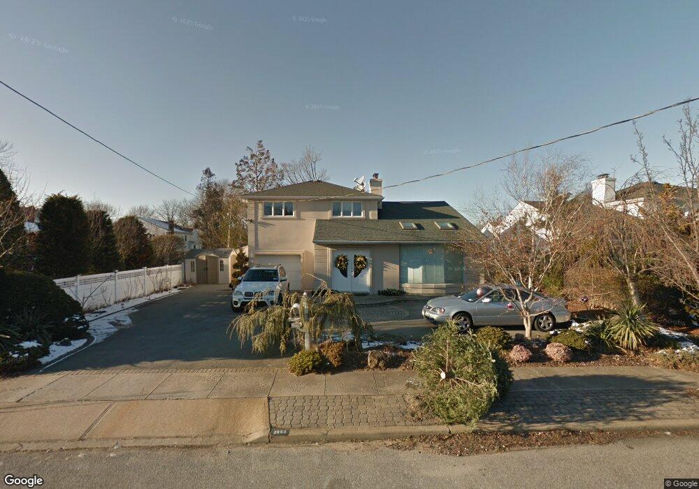 2053 Oliver Way, Merrick, NY 11566 - photo 1