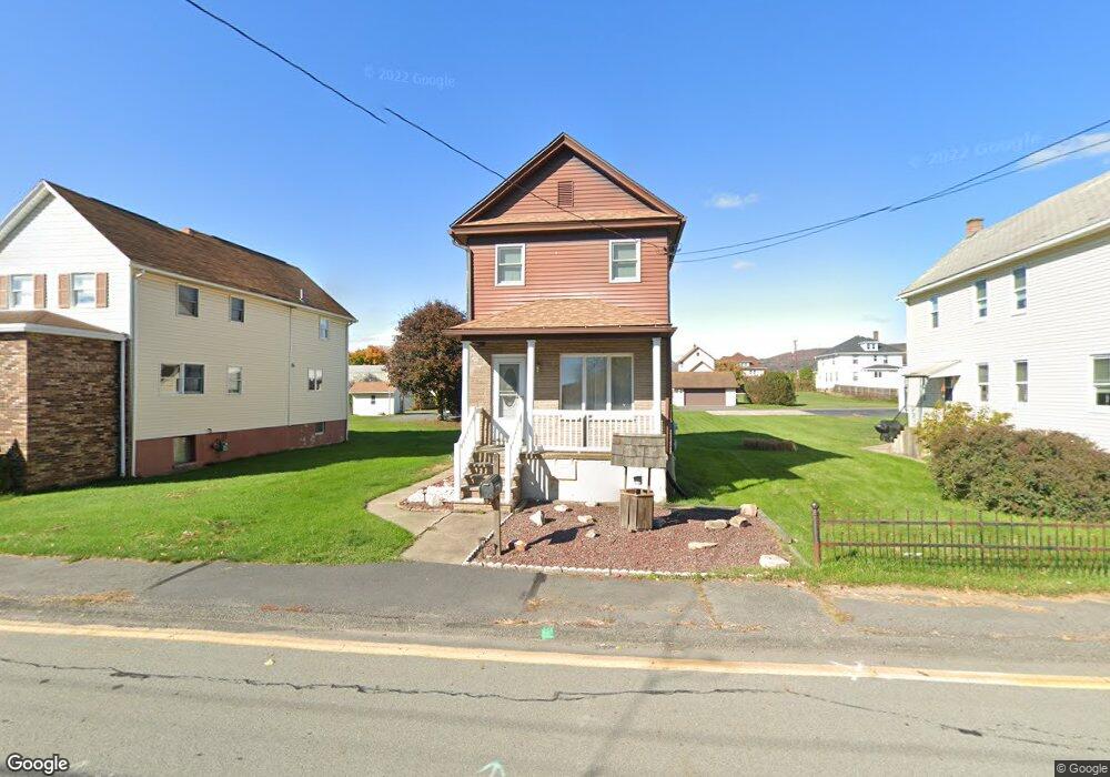 513 Cypress St, Throop, PA 18512 - photo 1