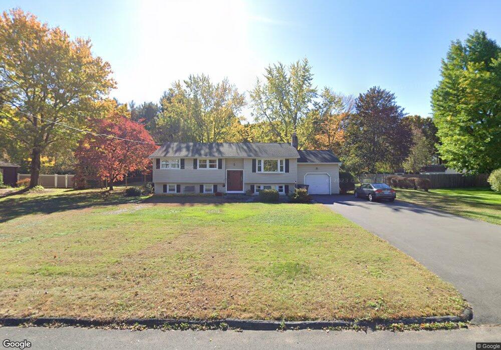 28 Seneca Dr, Vernon Rockville, CT 06066 - photo 1