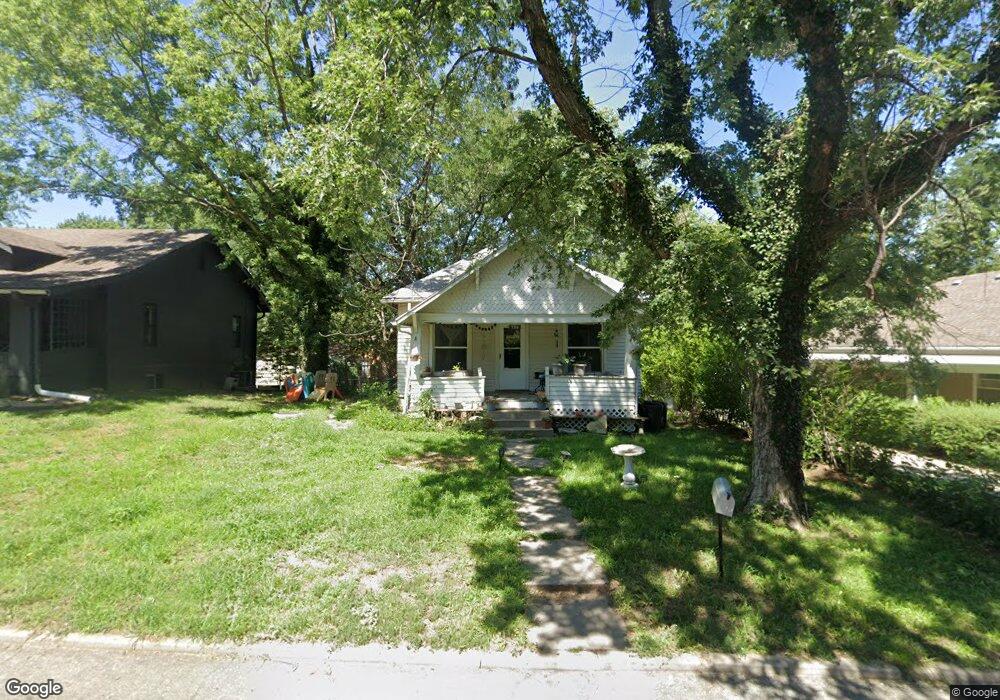 720 Willow St, Concordia, KS 66901 - photo 1
