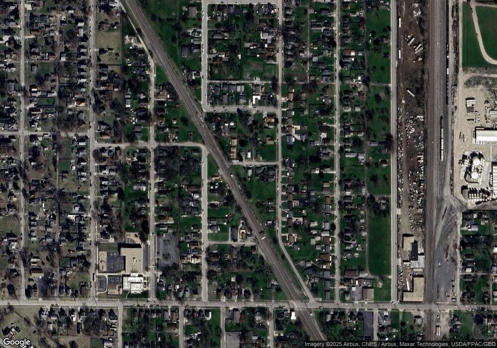 677 Gay St, Marion, OH 43302 - photo 1