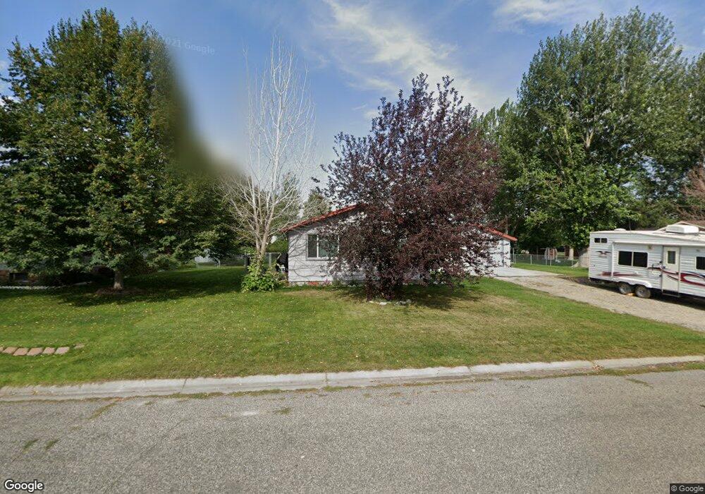 408 W 4th Ave N, Columbus, MT 59019 - photo 1