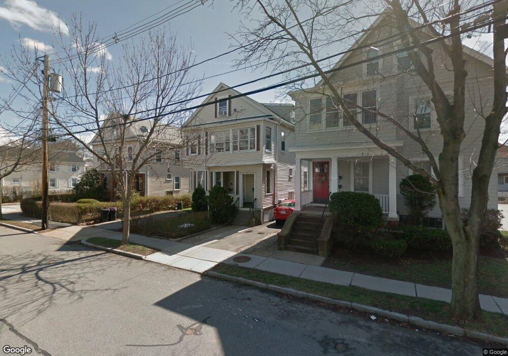 195 Beech St unit 195, Belmont, MA 02478 - photo 1