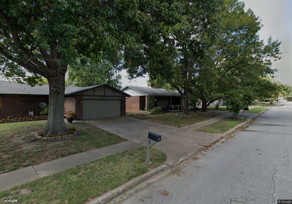 2612 S Poplar Ave, Broken Arrow, OK 74012 - photo 1