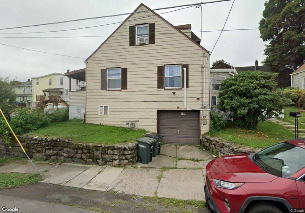 444 E Chestnut St, Hazleton, PA 18201 - photo 1
