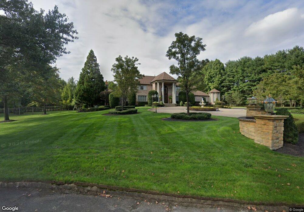 5 Shawnee Ct, Colts Neck, NJ 07722 - photo 1