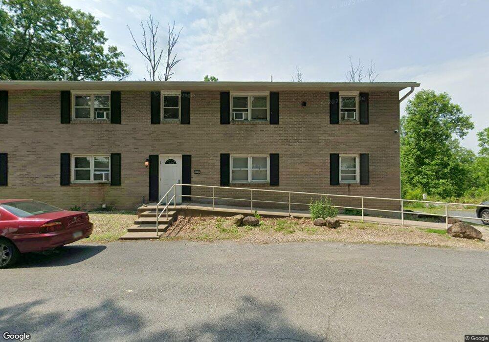 443 Pine St, Slatington, PA 18080 - photo 1