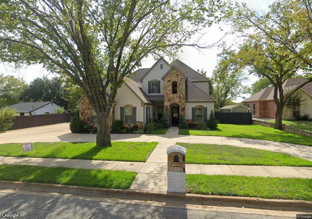 8220 Woods Ln, North Richland Hills, TX 76182 - photo 1