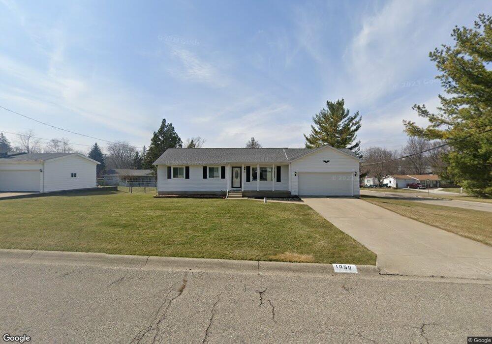 1060 Elodie Dr, Flint, MI 48532 - photo 1