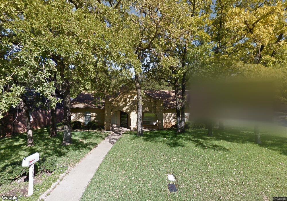 429 Billy Creek Cir, Hurst, TX 76053 - photo 1