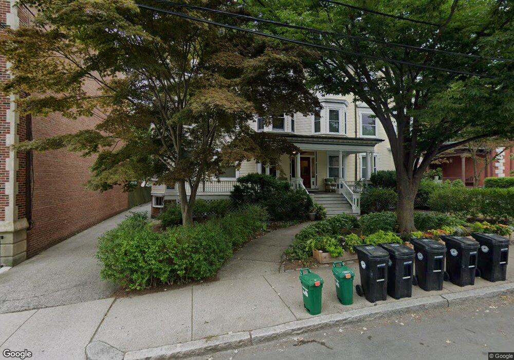 93 Perry St unit 5, Brookline, MA 02446 - photo 1