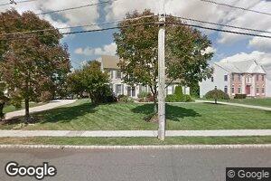 73 Dahmer Rd, Somerset, NJ 08873