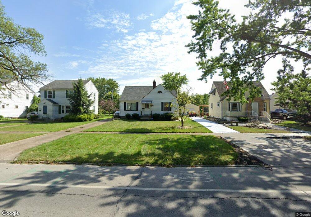 2420 E 31st St, Lorain, OH 44055 - photo 1