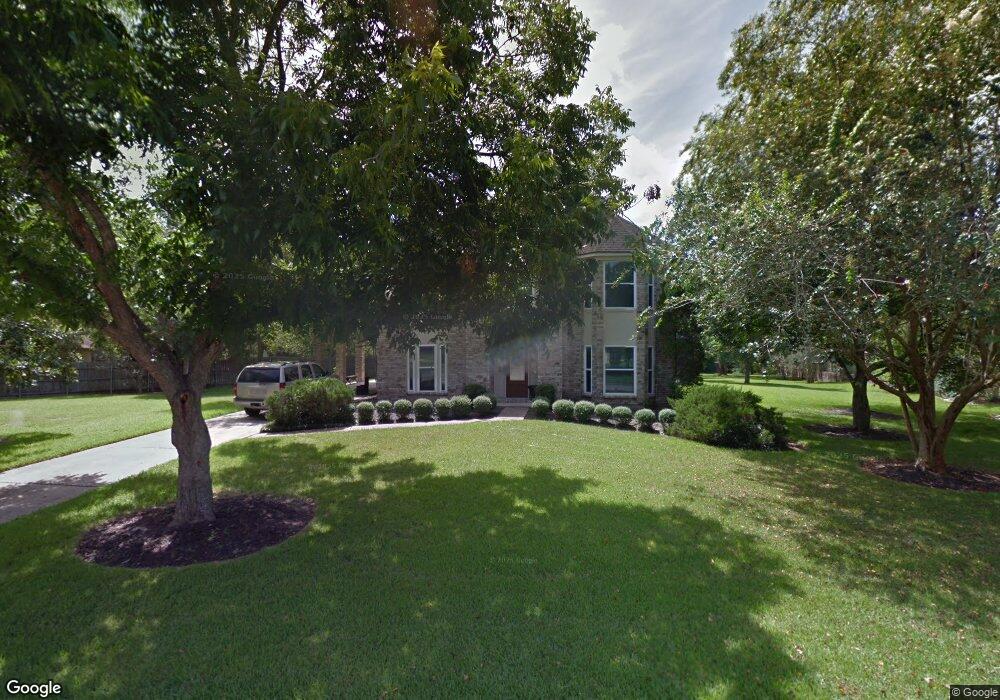 702 Balmoral Ct, Friendswood, TX 77546 - photo 1