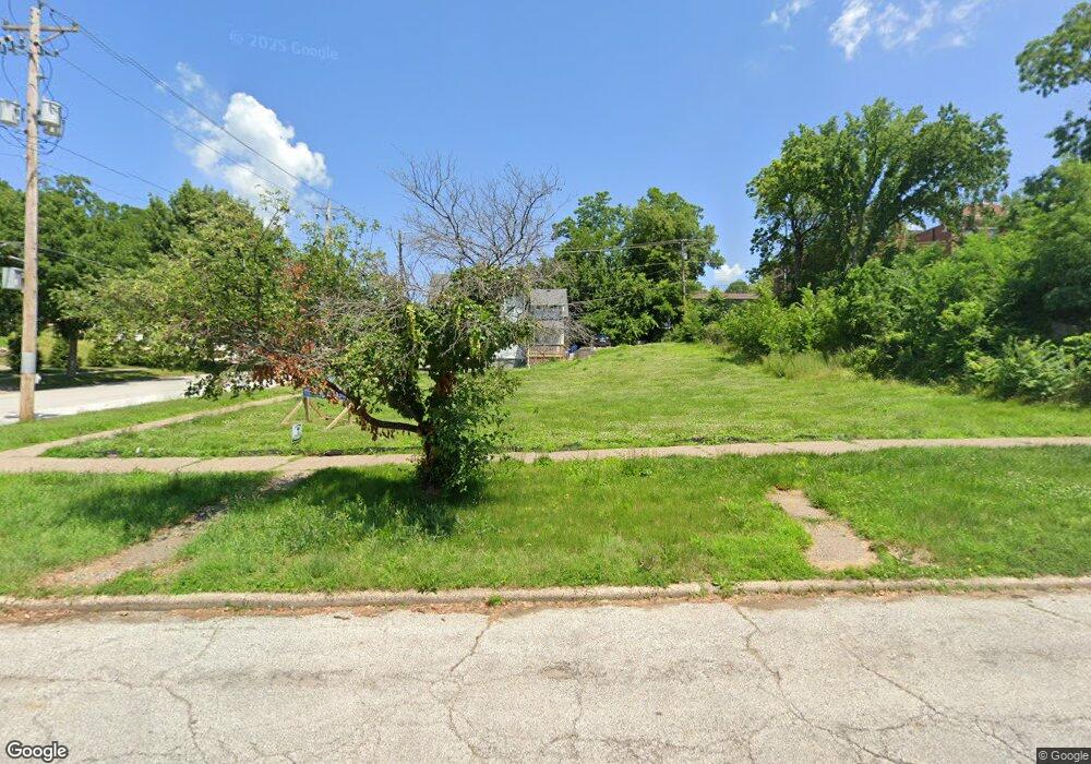 302 E 6th St, Davenport, IA 52803 - photo 1