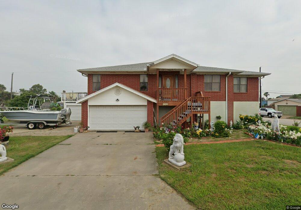 7902 Pruitt Dr, Galveston, TX 77554 - photo 1