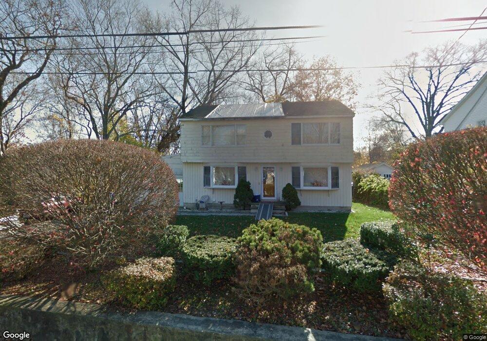 7 Nutmeg Place, Norwalk, CT 06850 - photo 1