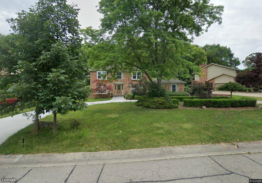 5967 Glen Eagles Dr, West Bloomfield, MI 48323 - photo 1