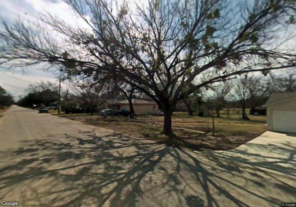 1807 N Wilhite St, Cleburne, TX 76031 - photo 1