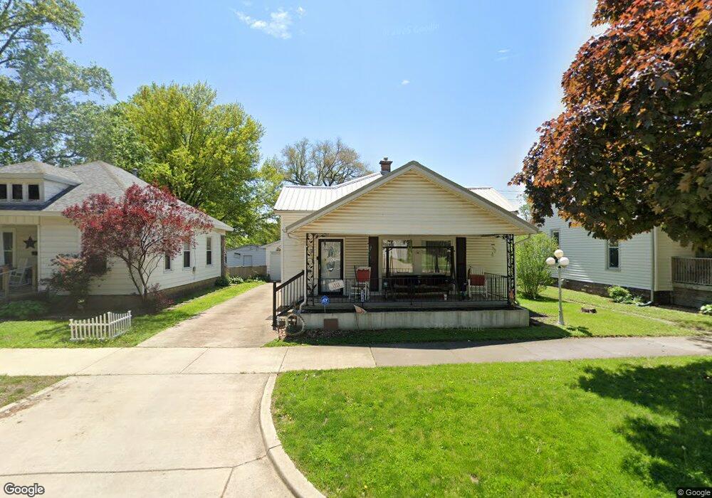1313 Marshall Ave, Mattoon, IL 61938 - photo 1