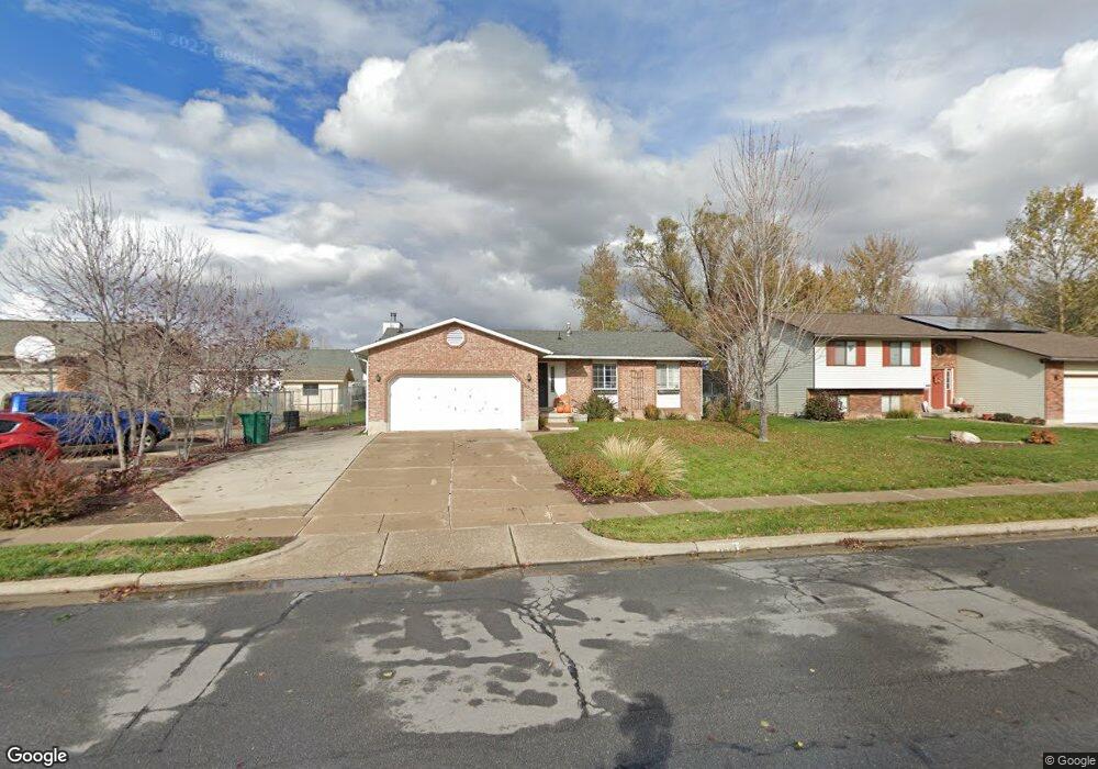 1014 W 600 S, Layton, UT 84041 - photo 1