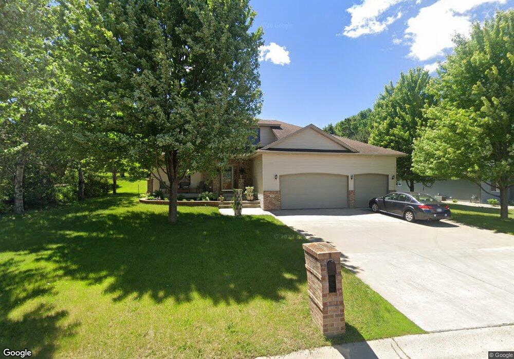 109 Rosewood Dr, Mankato, MN 56001 - photo 1