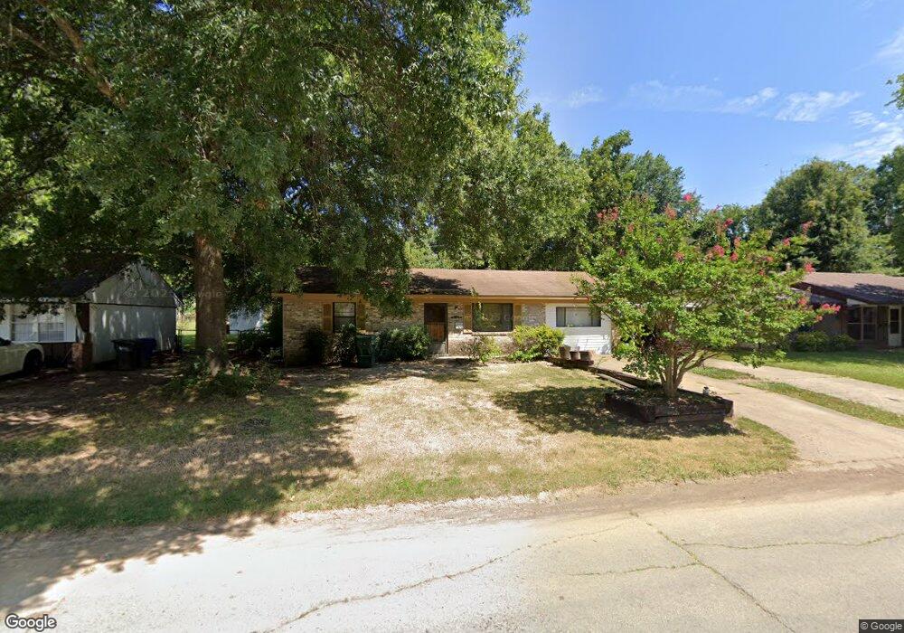 2208 Broadview Ave, Conway, AR 72034 - photo 1