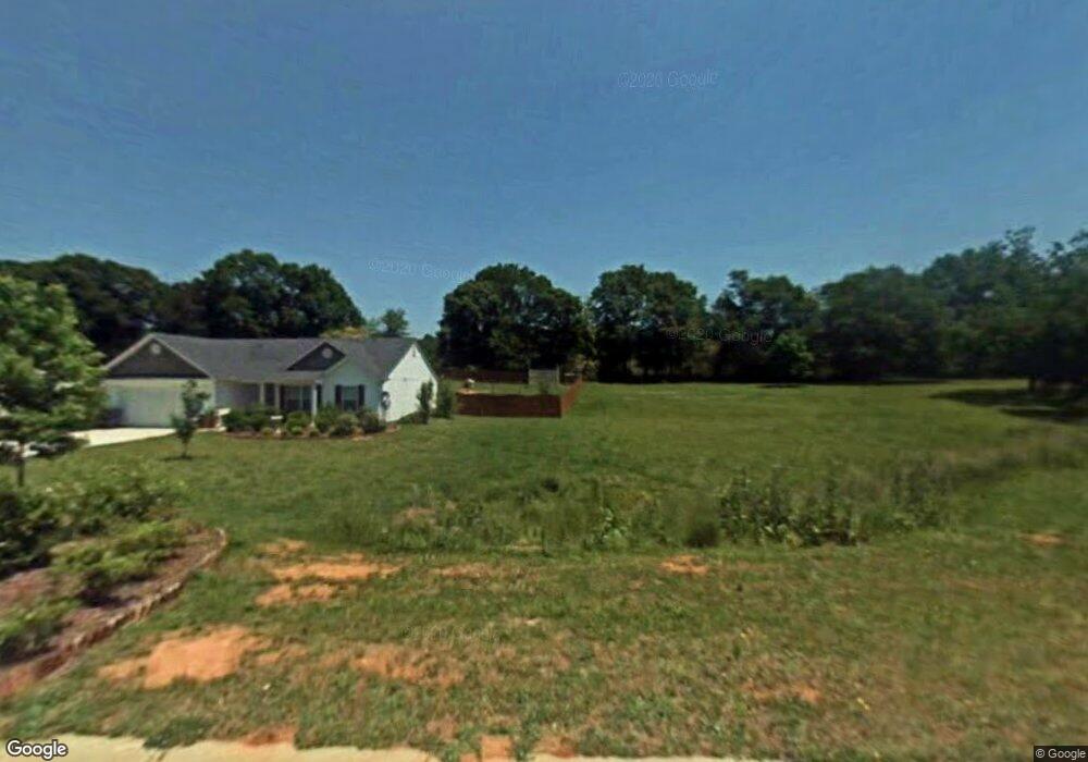 803 Custom Ln, Winder, GA 30680 - photo 1