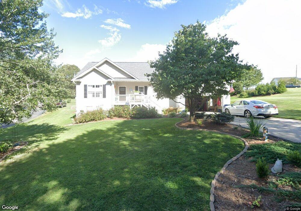 11 N Willow Brook Dr, Asheville, NC 28806 - photo 1