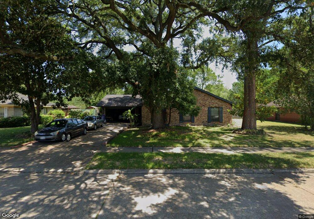 1034 Beaver Bend Rd, Houston, TX 77088 - photo 1