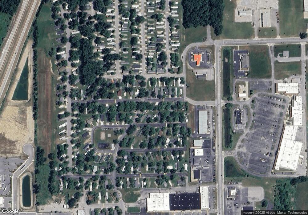 1041 Greg St, Auburn, IN 46706 - photo 1