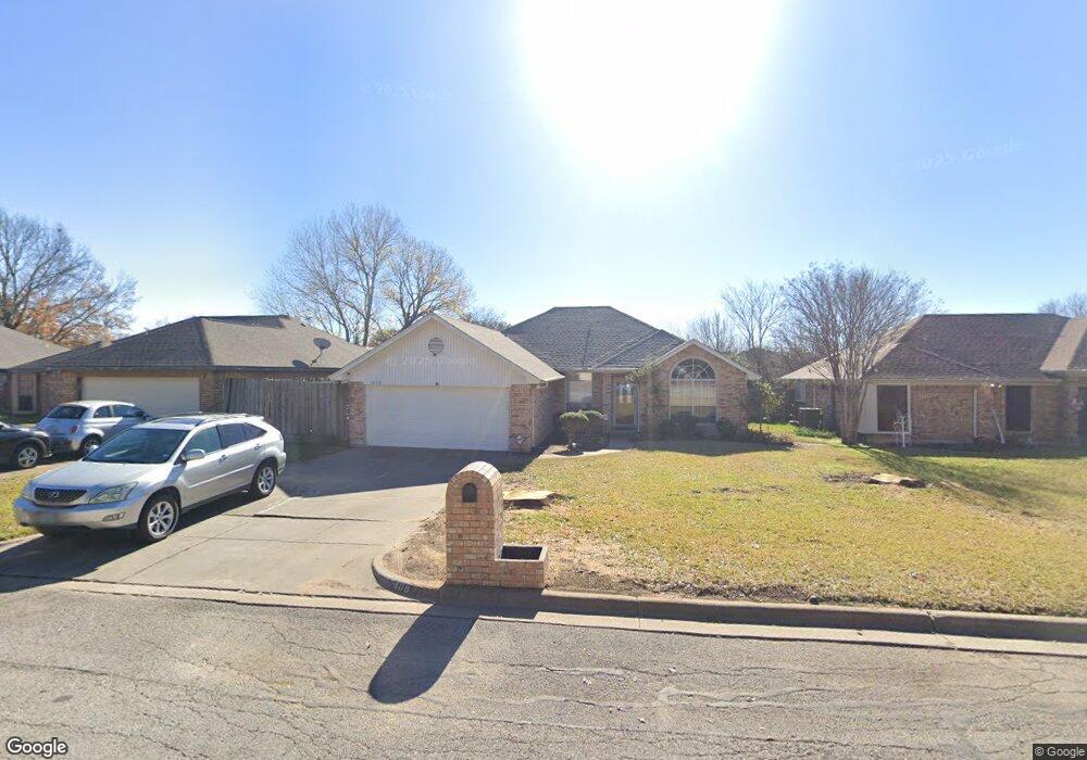 7408 Dana Ln, North Richland Hills, TX 76182 - photo 1