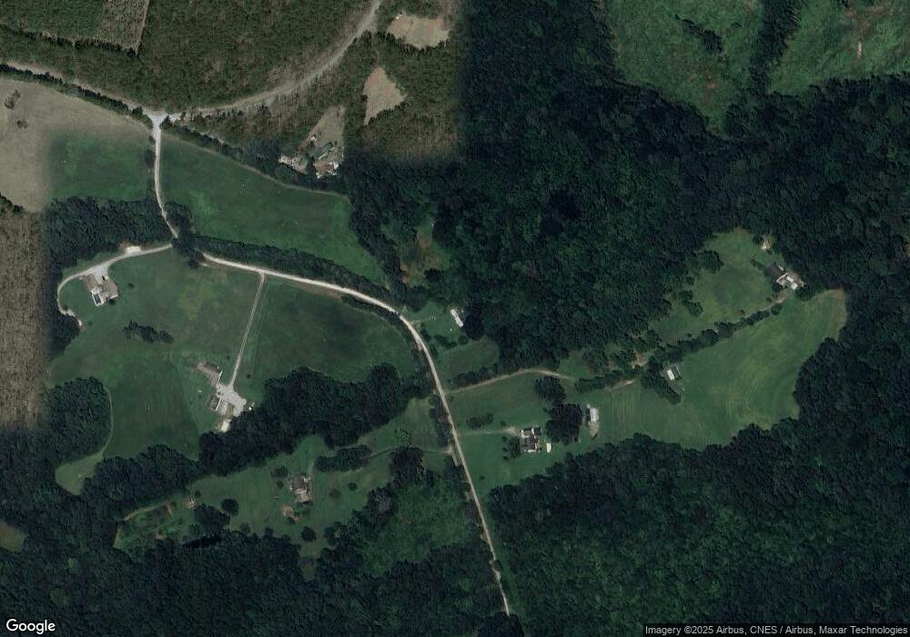 261 Cedar Ln, Kenbridge, VA 23944 - photo 1