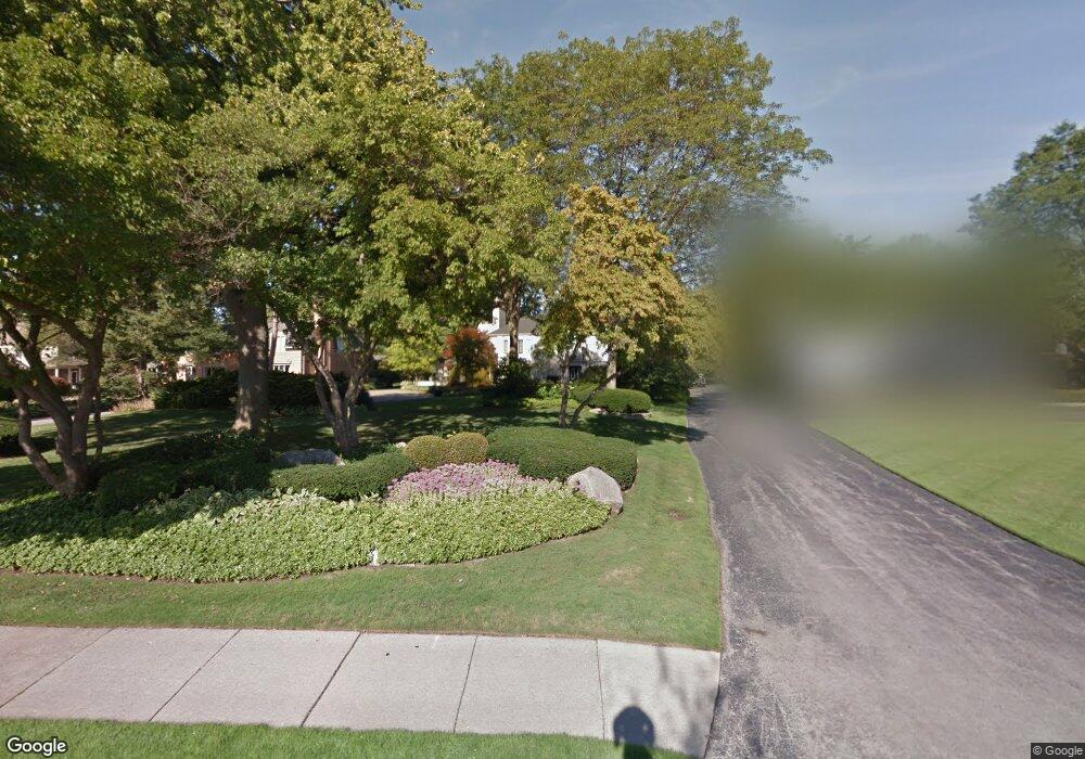 567 Lake Shore Rd, Grosse Pointe Shores, MI 48236 - photo 1