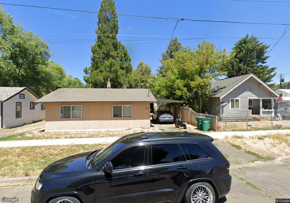 2043 Applegate Ave, Klamath Falls, OR 97601 - photo 1