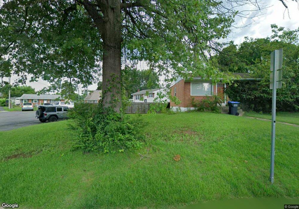 121 Yost St, Manassas Park, VA 20111 - photo 1