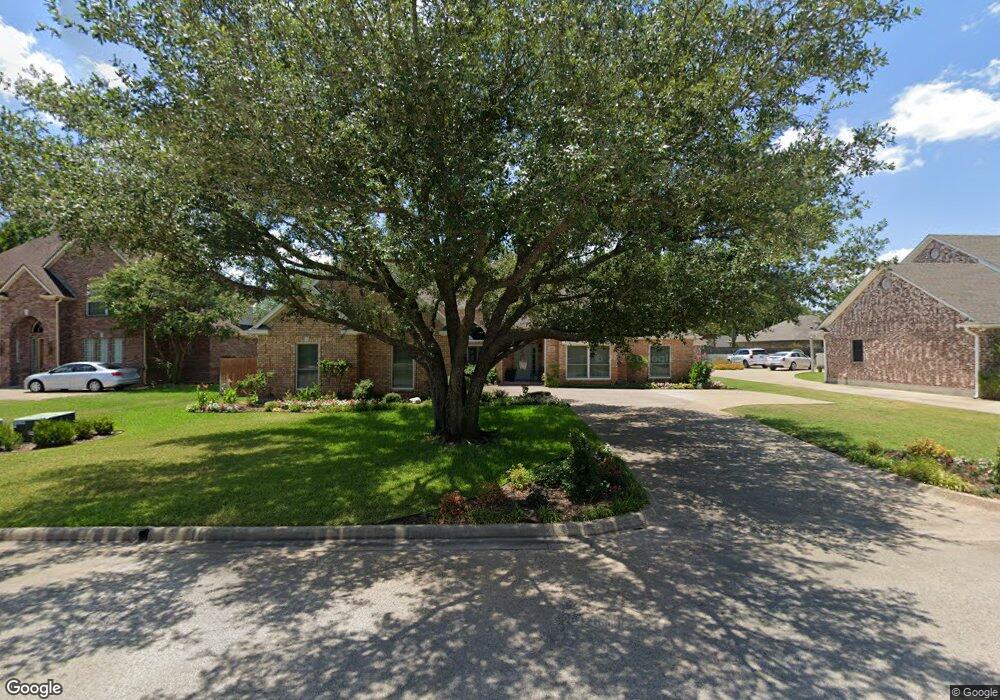 905 Mesquite St, Gainesville, TX 76240 - photo 1