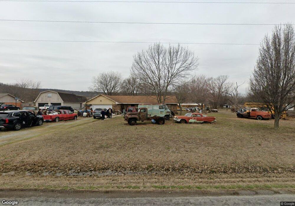 917 N 427, Pryor, OK 74361 - photo 1