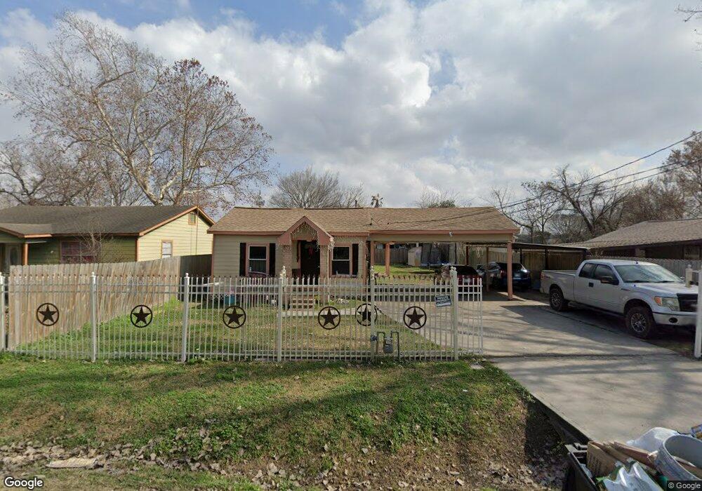 10532 Bentley St, Houston, TX 77093 - photo 1