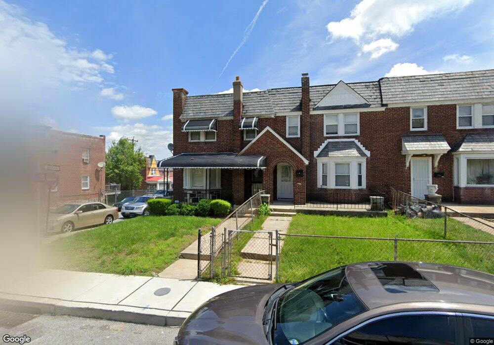 821 Lyndhurst St, Baltimore, MD 21229 - photo 1